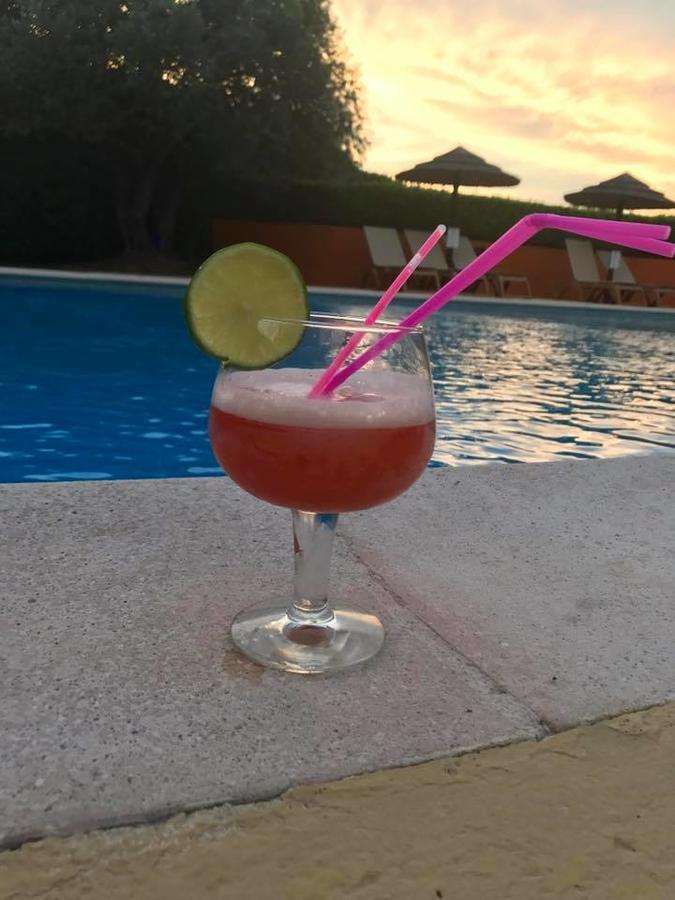 Hotel Logis La Grande Bastide Oraison Zewnętrze zdjęcie